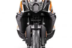 KTM-1290-SUPER-ADVENTURE-S_Studio-front