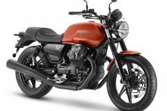 Moto-Guzzi-V7-Stone-1