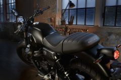 Moto-Guzzi-V7-Stone-18